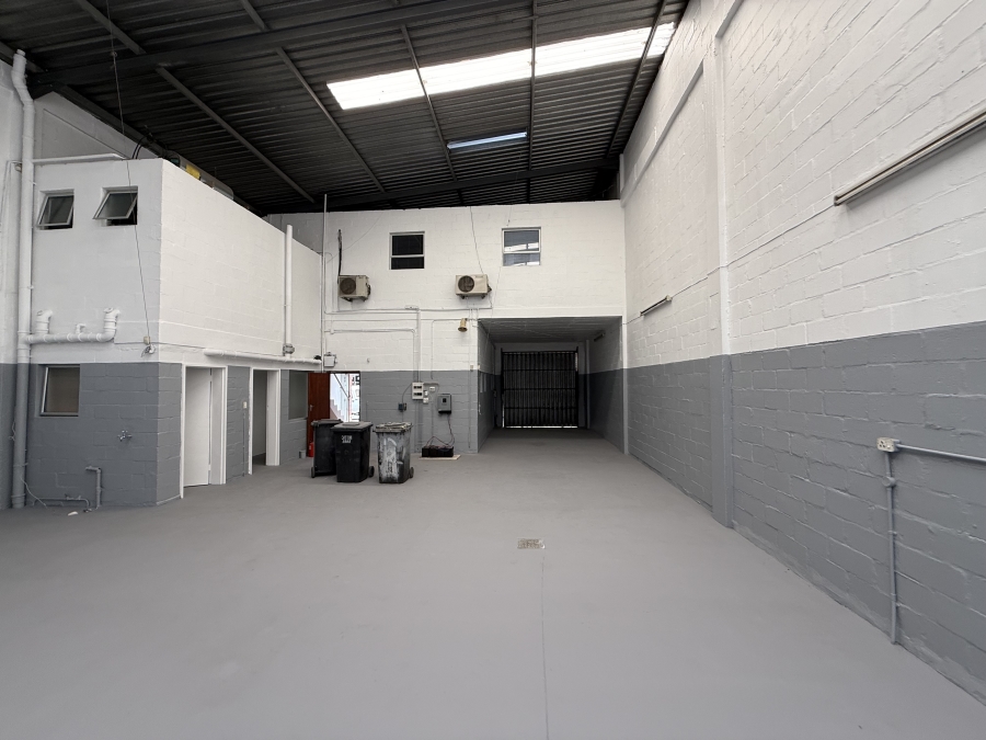 Commercial Property for Sale in Parow East Western Cape